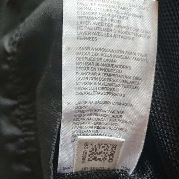 Adidas Women's Black Windbreaker Jacket - Picture 7 of 7